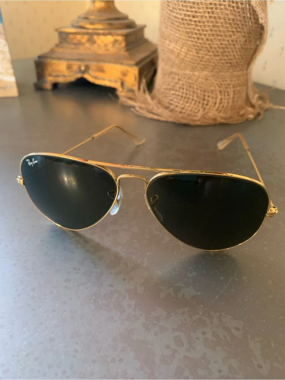 Men’s RAY-BAN Vintage Bausch and Lomb aviator sunglasses. NO SCRATCHES nose pads